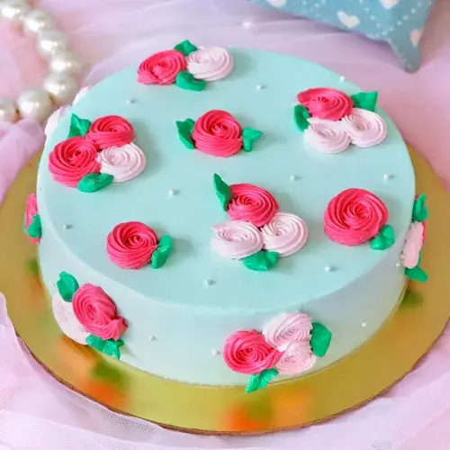 https://shoppingyatra.com/product_images/Roses & Pearls Chocolate Cake (Half Kg)1.webp